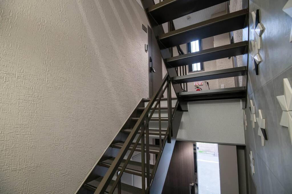 浅草禅心居301室 浅草駅徒歩15分 2024年4月ニューオープン 43平米丸貸し切り ダブルベット2台と畳敷き布団2組 家庭式用品設備完備 Токио Экстерьер фото
